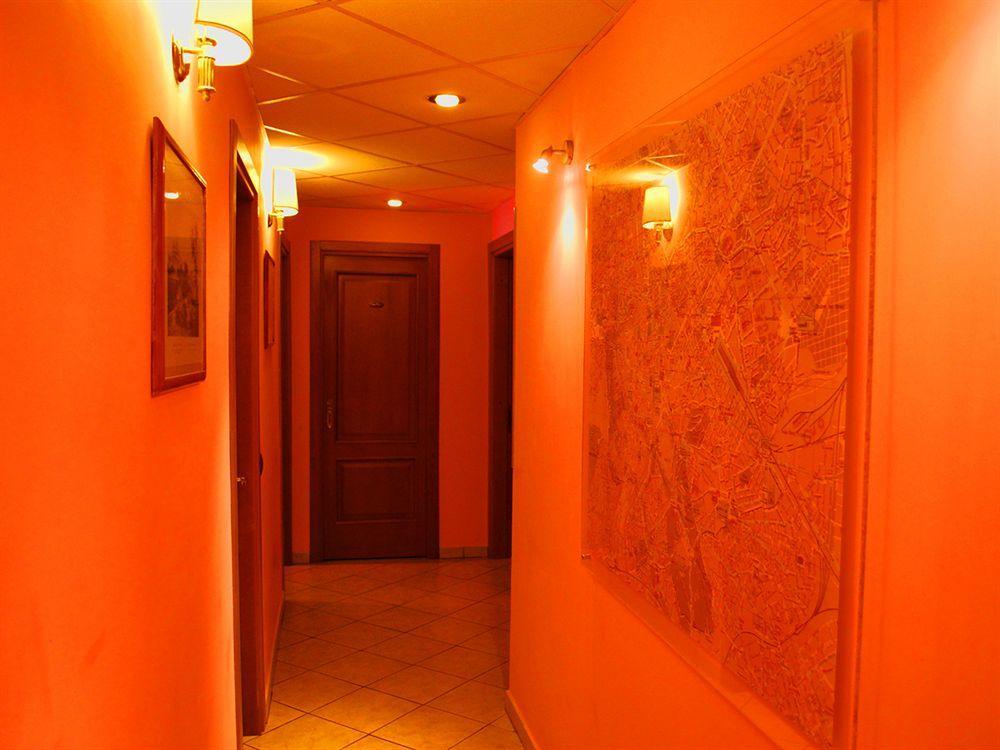In Vale&hillary Colosseo Bed & Breakfast