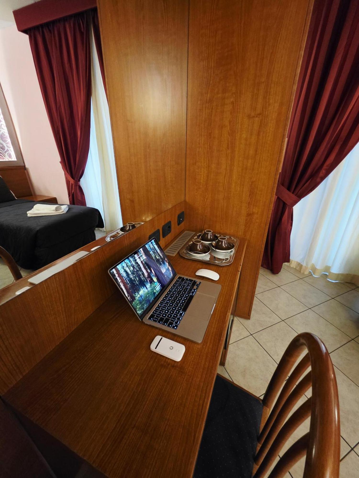 In Vale&hillary Colosseo Bed & Breakfast 2*