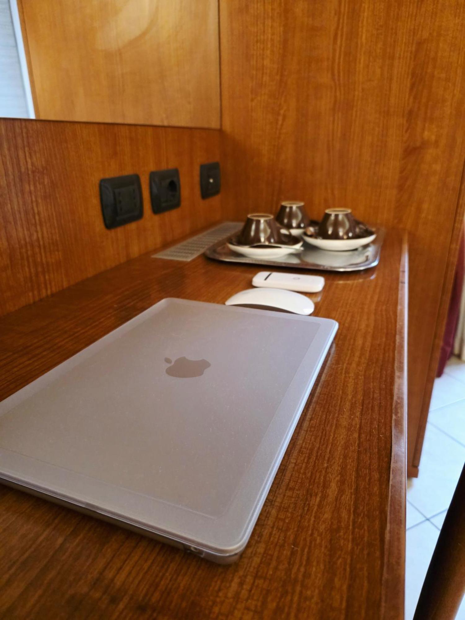 Bed & Breakfast In Vale&hillary Colosseo 2*