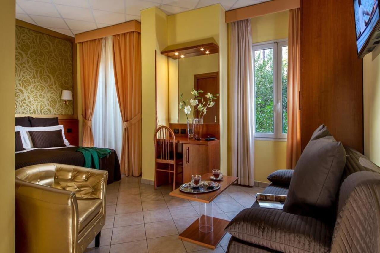 Bed and breakfast In Vale&hillary Colosseo 2*